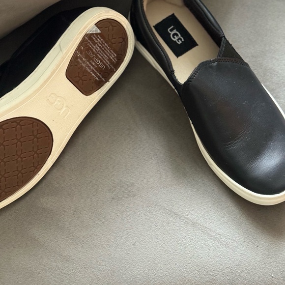 Ugg shoes - Picture 5 of 6